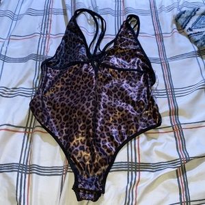 One piece leopard swim